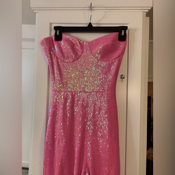 new Nadine Merabi Tiffany sequin flare jumpsuit in barbie pink - Picture 4 of 8